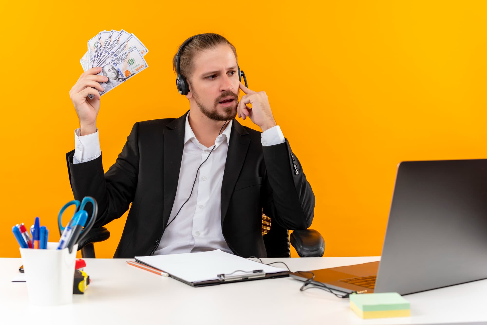 How To Earn and Make Money Online No One Knows About Internet Marketing Tools You Can Use for Online Work